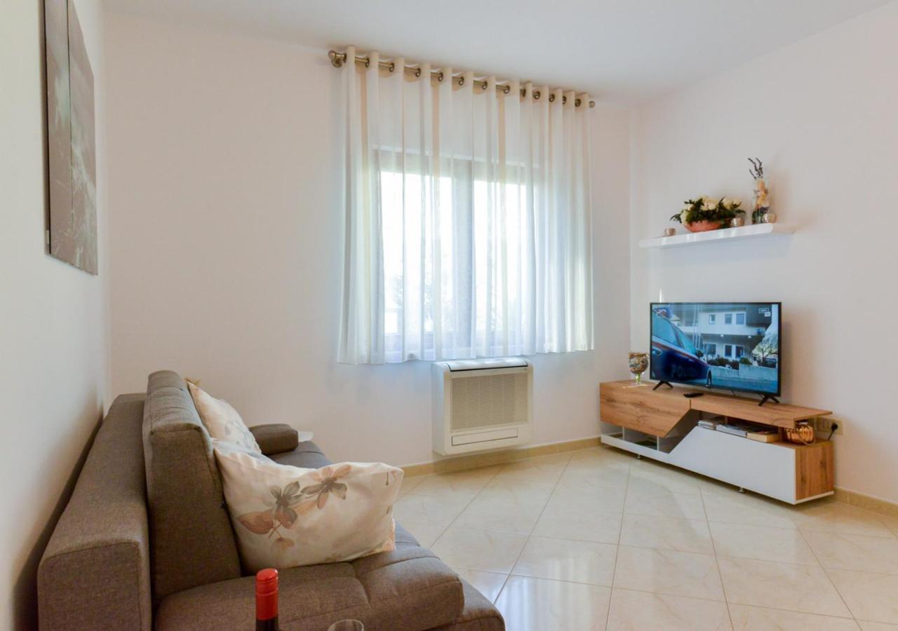 Apartments Leona Umag Dış mekan fotoğraf